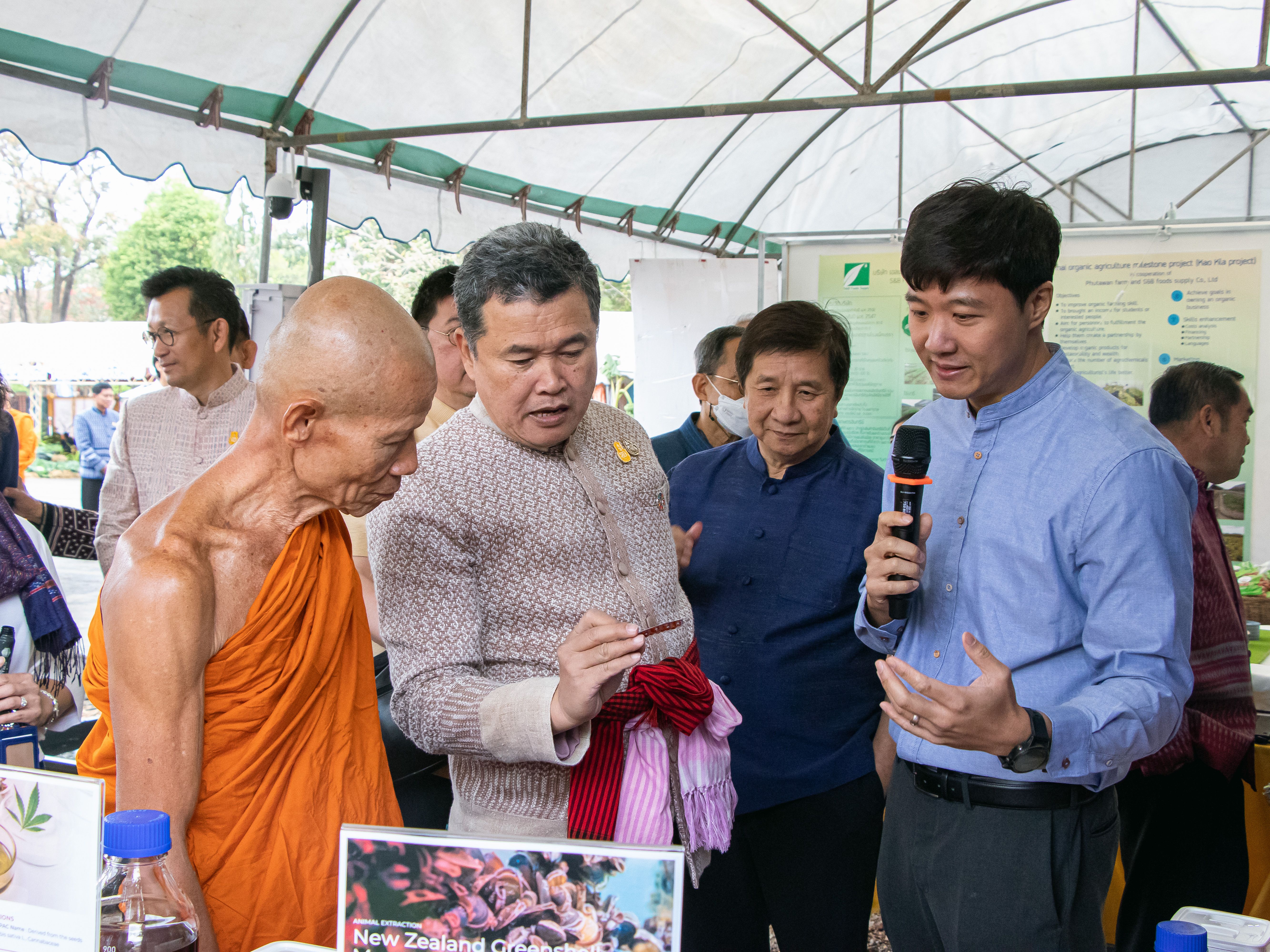 กลุ่มบริษัทไทยวา ร่วมงานประกาศพื้นที่เศรษฐกิจพอเพียงSEDZ ณ วัดวชิราลงกรณวรารามวรวิหาร อ.ปากช่อง จ.นครราชสีมา